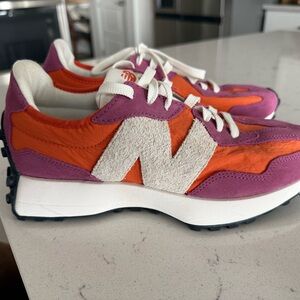 New Balance 327 Scorpio/Cayenne colorway. Women’s size 9.